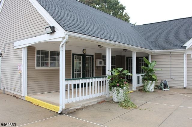 275 Morning Glory Ct, Readington Twp., NJ 08889