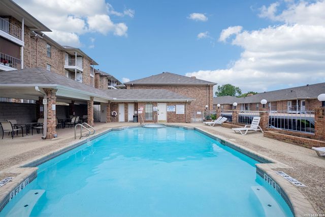 5359 Fredericksburg Rd Apt 803, San Antonio, TX 78229