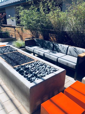 2002 E 7th ST 209, Austin, TX 78702