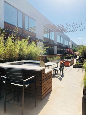 2002 E 7th ST 209, Austin, TX 78702