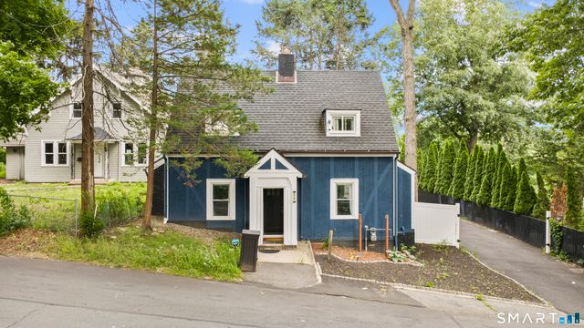 26 Trowbridge Street, Waterbury, CT 06710