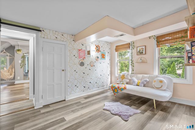 26 Trowbridge Street, Waterbury, CT 06710