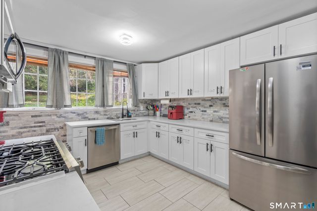 26 Trowbridge Street, Waterbury, CT 06710