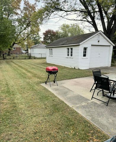 11768 Hazelton, Redford, MI 48239