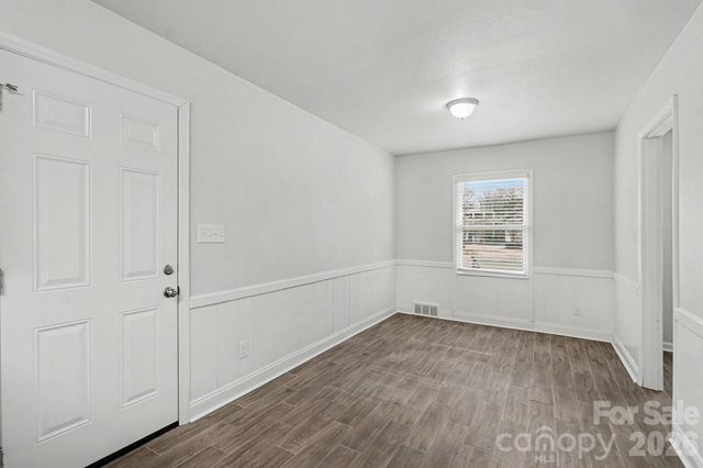 3431 Shamrock Drive, Charlotte, NC 28215