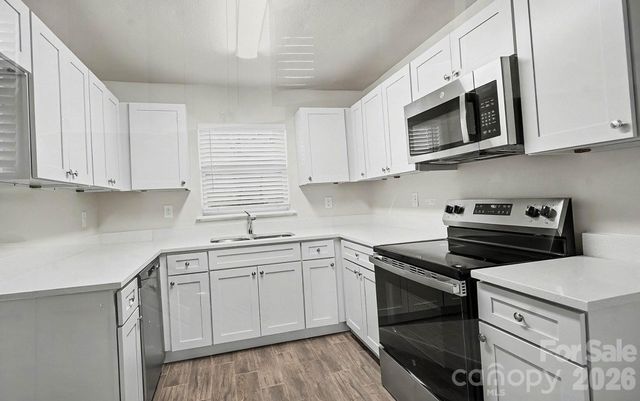 3431 Shamrock Drive, Charlotte, NC 28215