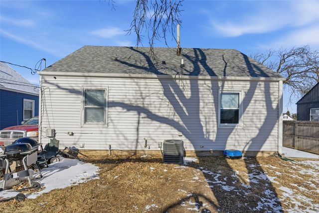 1905 Williams Boulevard SW, Cedar Rapids, IA 52404