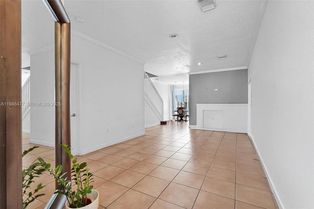 5420 NW 107 AVE 302, Doral, FL 33178