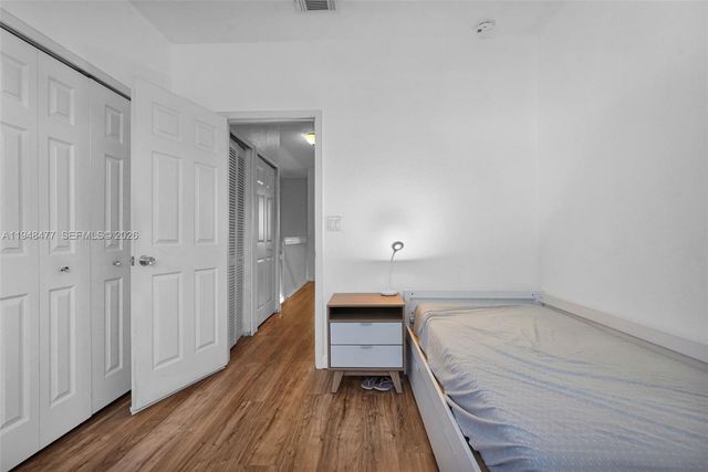 5420 NW 107 AVE 302, Doral, FL 33178