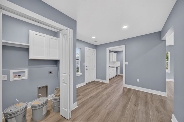 6415 N West Park View St, Park City, KS 67219