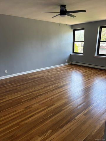 1 Jefferson Avenue F3, Rockville Centre, NY 11570