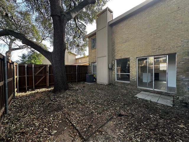 3111 Duck Creek Parkway, Garland, TX 75044