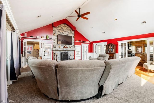 5616 Faircrest Street SW, Canton, OH 44706