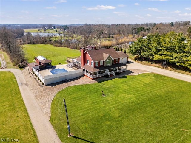 5616 Faircrest Street SW, Canton, OH 44706