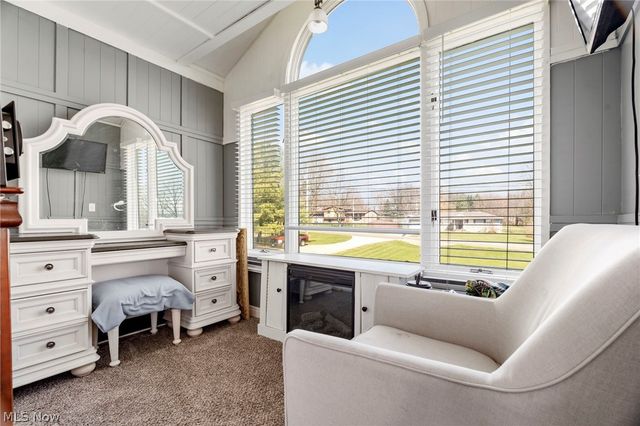 5616 Faircrest Street SW, Canton, OH 44706