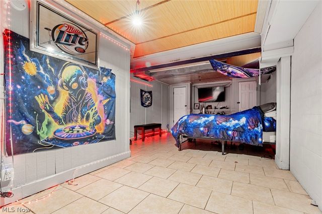 5616 Faircrest Street SW, Canton, OH 44706