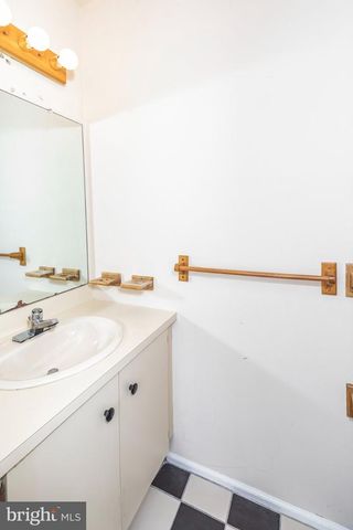 14 ABELIA CT, Lawrence Twp, NJ 08648