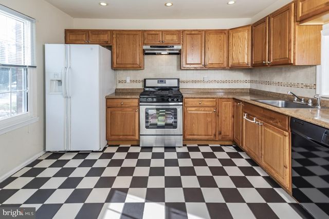 14 ABELIA CT, Lawrence Twp, NJ 08648