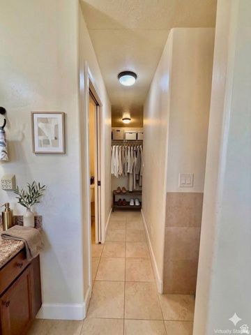 469 E VINE ST, Murray, UT 84107
