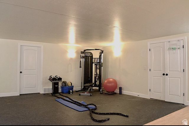 469 E VINE ST, Murray, UT 84107