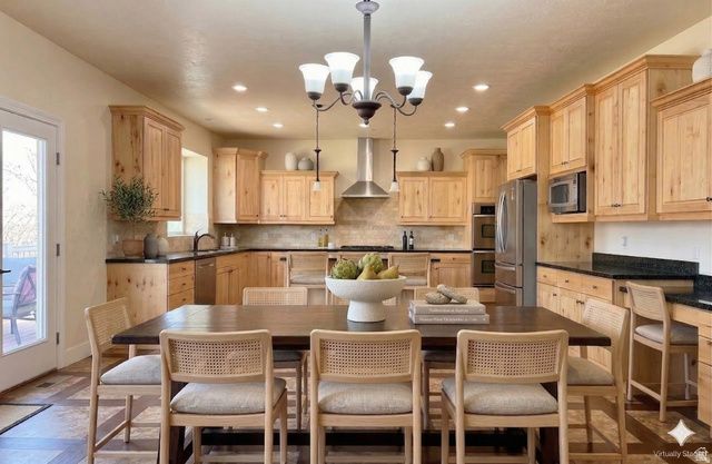 469 E VINE ST, Murray, UT 84107