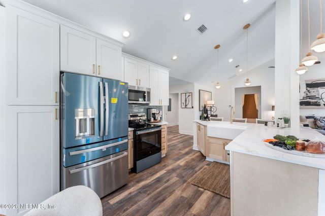 3679 MANDARIN WOODS Drive N, Jacksonville, FL 32223