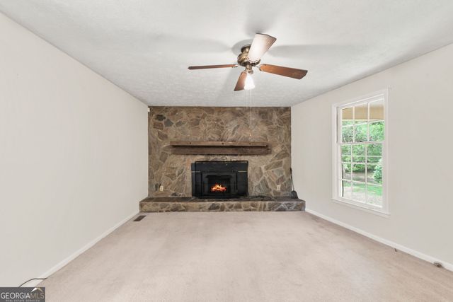8 Thompson Lane, Thomaston, GA 30286