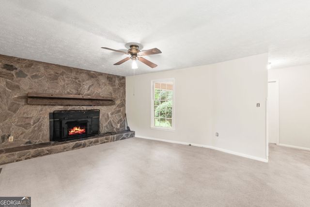 8 Thompson Lane, Thomaston, GA 30286