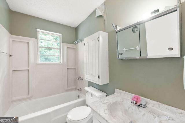8 Thompson Lane, Thomaston, GA 30286