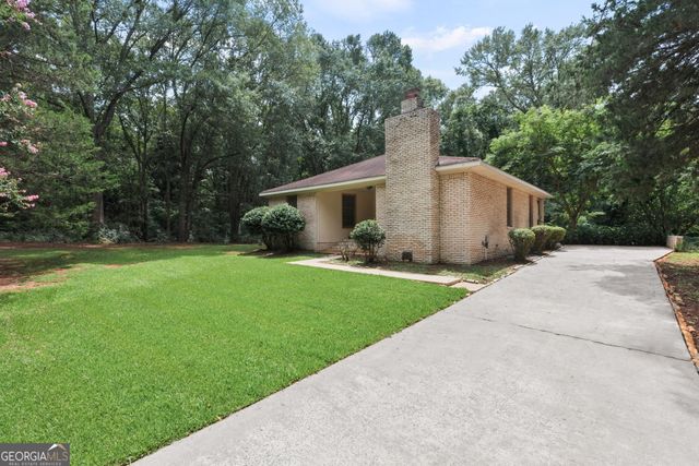 8 Thompson Lane, Thomaston, GA 30286