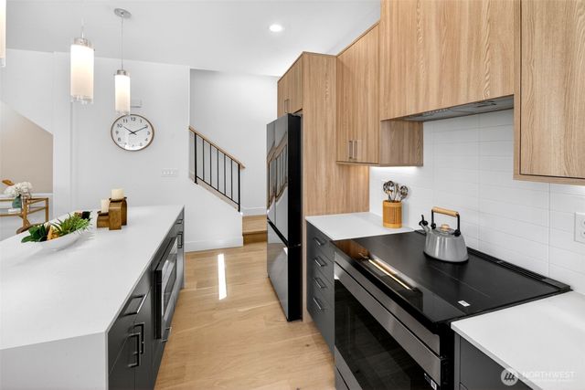 1755 NW 62nd Street, Seattle, WA 98107