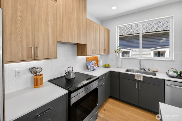 1755 NW 62nd Street, Seattle, WA 98107