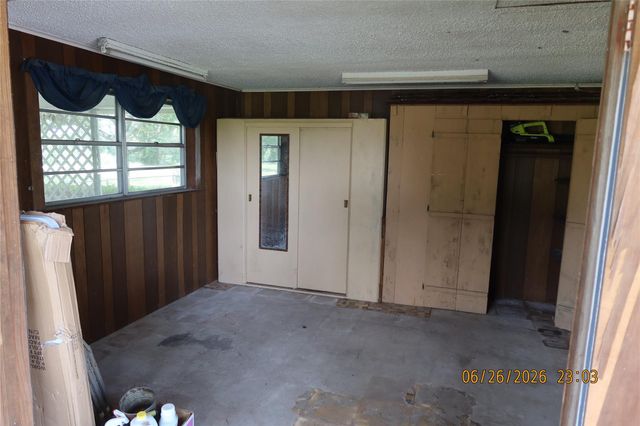 1413 N Main Street, Schulenburg, TX 78956