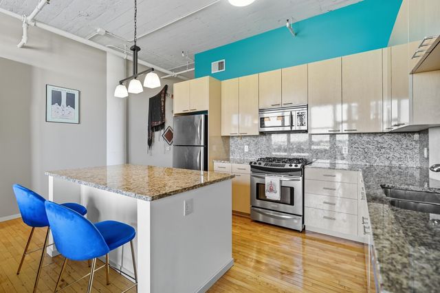 290 Market Street 405, Minneapolis, MN 55405