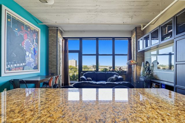 290 Market Street 405, Minneapolis, MN 55405