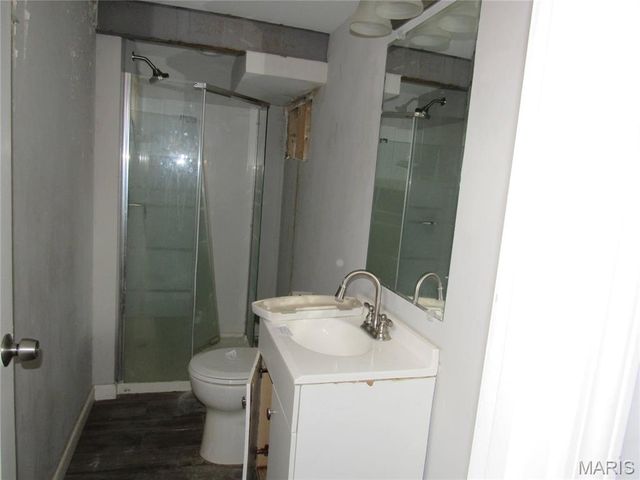 10815 Vorhof Drive, St Louis, MO 63136