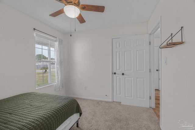 2285 Estate Cir, Navarre, FL 32566