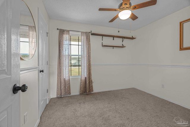 2285 Estate Cir, Navarre, FL 32566