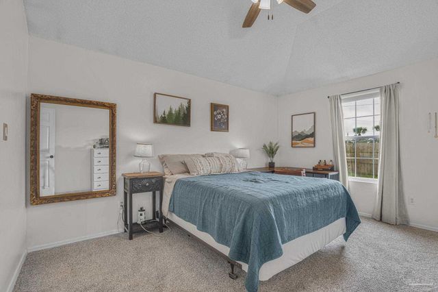 2285 Estate Cir, Navarre, FL 32566
