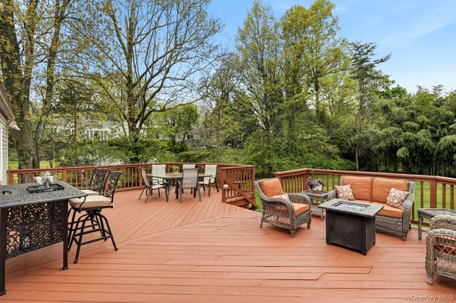 44 Darling Avenue, New Rochelle, NY 10804