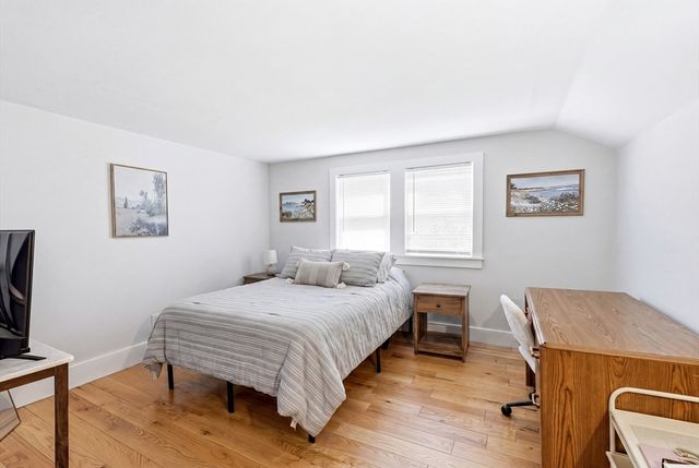 1270 West St, Amherst, MA 01002
