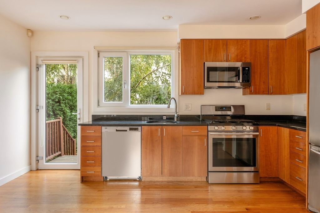 13 Clary Street 0, Cambridge, MA 02139