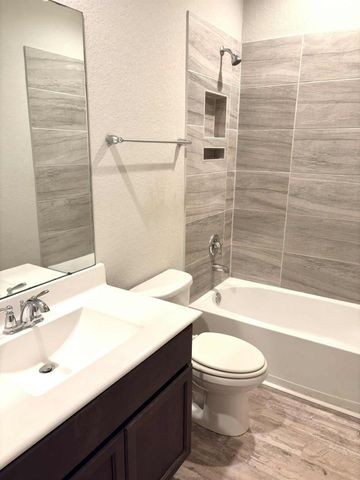 15327 Aboyne Lane, Humble, TX 77346