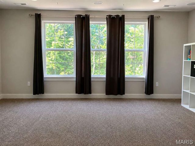 680 Savannah View Way, Chesterfield, MO 63017