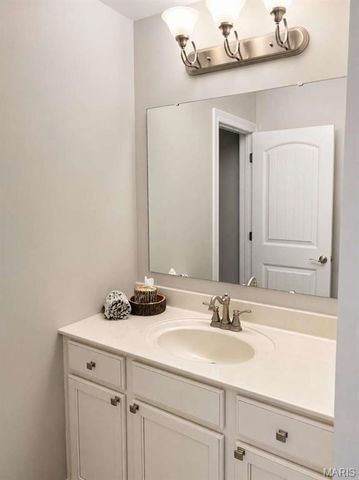 680 Savannah View Way, Chesterfield, MO 63017