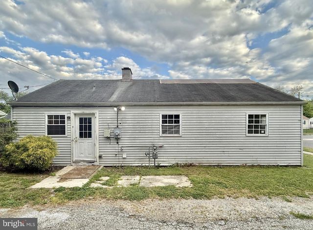 1612 THIRD AVE, Seabrook, NJ 08302
