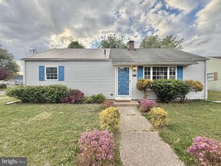 1612 THIRD AVE, Seabrook, NJ 08302