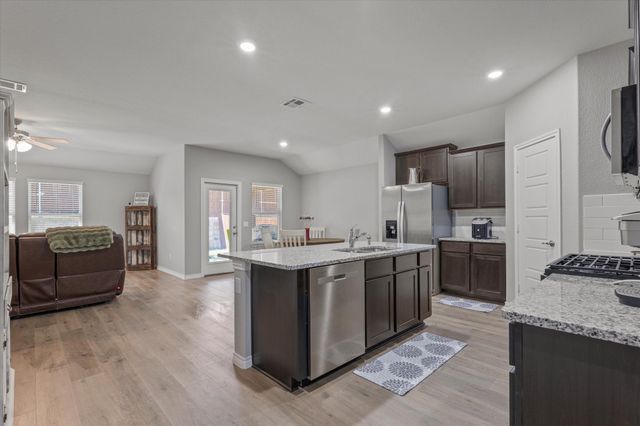 7313 Mayplace Drive, Mckinney, TX 75071