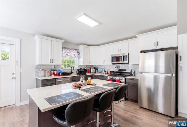 58 Park Avenue, East Orange, NJ 07017