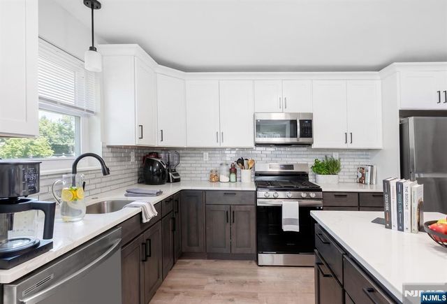 58 Park Avenue, East Orange, NJ 07017